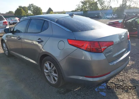 2013 Kia Optima Lx z USA, uszkodzony, nr VIN 5XXGM4A76DG194138